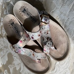 Mephisto Helen sandal.  Pretty Fog Paint color